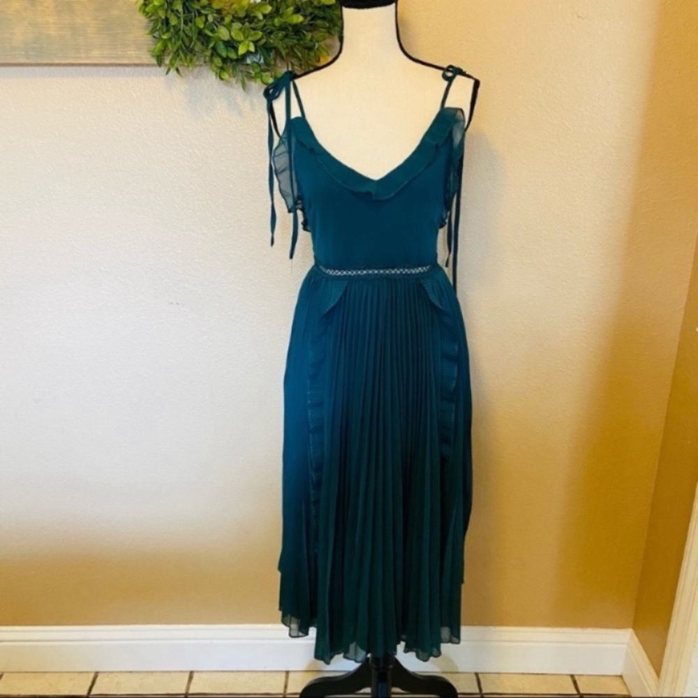 NWOT Lulus Never a Dull Moment Emerald Green Pleated Tie-Strap Midi Dress - Picture 3 of 12
